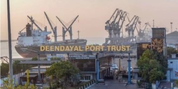 Deendayal Port will handle 300 million tonnes of cargo in 3 years: Sonowal