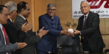 DFCCIL partners with Gati Shakti University to foster logistics excellence
