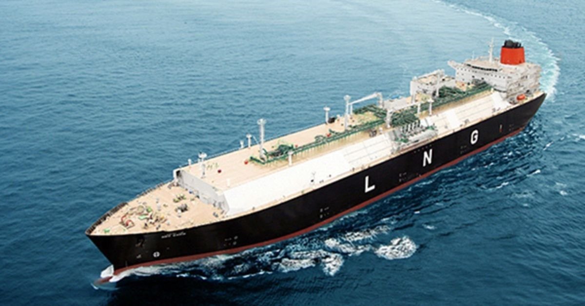 LNG powers unprecedented year for orders of alternative-fuelled vessels