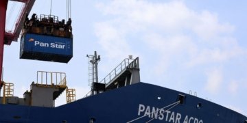 South Korea sends first container ship through Arctic route