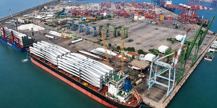 VOC Port ramps up infrastructure as cargo traffic projected to cross 53 MT by 2029-30 1 VOC Port ramps up infrastructure