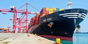 Kandla-Thoothukudi to get weekly container service