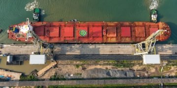 Paradip Port berths MV-Mineral-Kwangyang