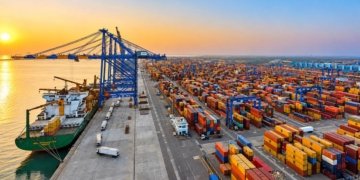 Mumbai Port handles 1,452 MT heavy over-dimensional cargo
