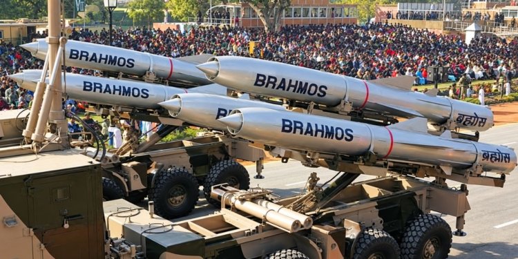 India could hit Rs 50,000 crore defence export