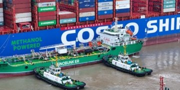 China completes first green methanol bunkering