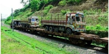 Railways might offer concessions to truck operators on DFC to woo corporate customers