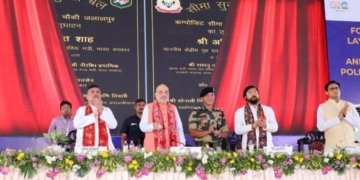 Amit Shah opens BGF accommodation at Agartala and Petrapole land ports