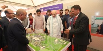 Amit Shah unveils Maitri Dwar and a new passenger terminal building in Petrapole