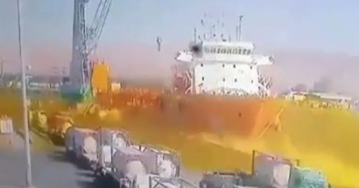 Chlorine leak at Aqaba port kills 13, injures several