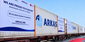 Arkas reefer block train connects Modinagar with Mundra
