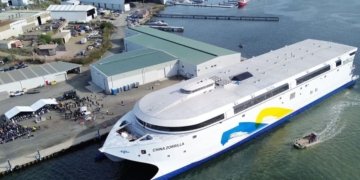 Australia unveils world’s largest battery-powered vessel