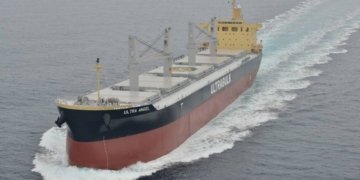 India helps Sri Lanka resolve fuel crisis