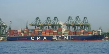 CMA CGM halts Mediterranean service as rates sink