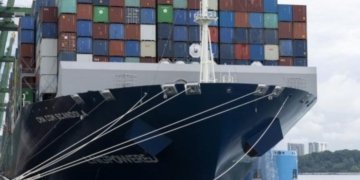 CMA CGM joins forces with Renault and Volvo to develop electric vans