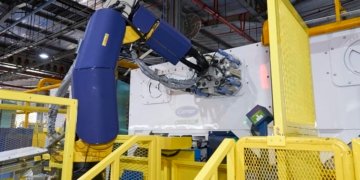 Reefer manufacturer Carrier Transicold embraces Industry 5.0