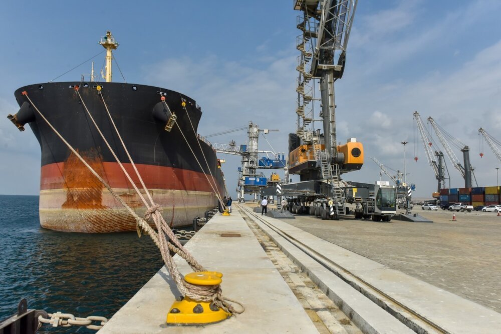 Iran exports 2,000 tons of aquatic fishes from Chabahar Port
