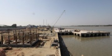 Container scanners lie uninstalled for 9 months due to red tape at Chattogram Port