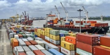 Chittagong port’s container handling increased 6.5% in four months