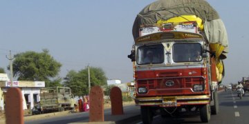 INDIA INCURS $21.3 BILLION LOSS DUE TO DELAY ON ROADS