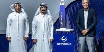 DP World and SailGP announce new global smart logistics partnership