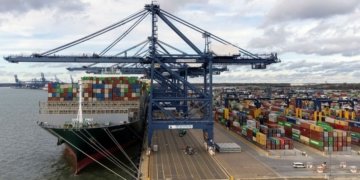 Strike disrupts operations at Felixtowe Port again