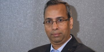 Empowering logistics providers with next-gen AI & analytics