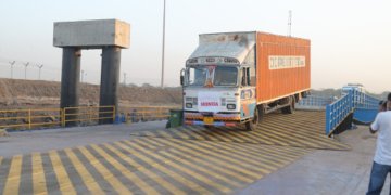 Honda uses Hazira-Ghoga inland waterway to cut transit time