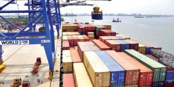 Mandaviya asks officials to draw strategy to turn Vallarpadam terminal into transshipment hub