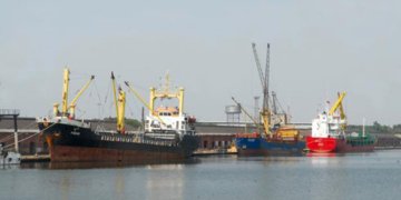 KOPT UNDER DREDGING CRISIS