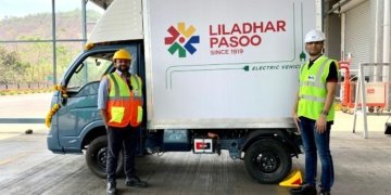 LP Logiscience Paves the Way for Sustainable Logistics: Aiming for 50% EV/CNG Fleet