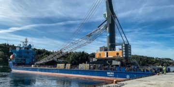 Port of Arendal adds LHM 550 with E-Drive