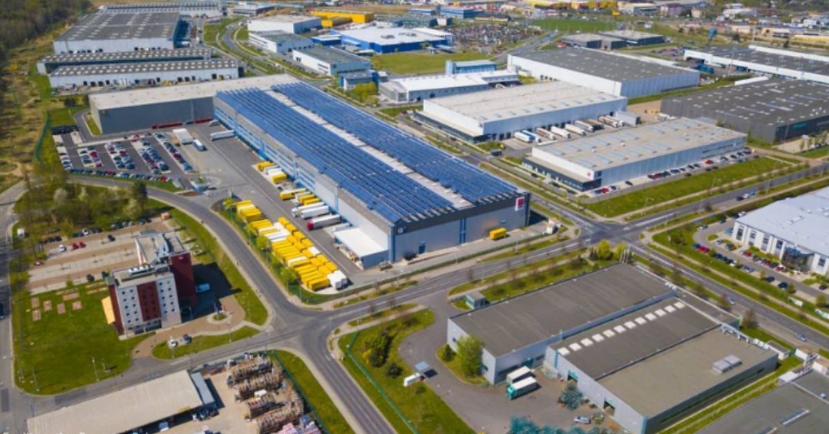 Uttar Pradesh Aims to Become a Logistics Hub with 17,000 Acres of MMLPs