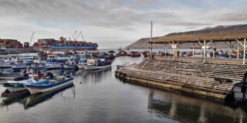 Maersk employees innovate a system to deliver fresh water from Maersk’s vessels to ports