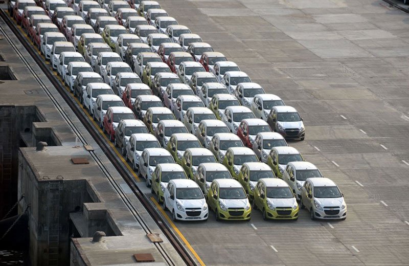 Record 6,016 cars shipped in a day at Mumbai Port