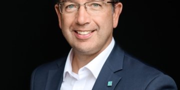 “Ships and Technology are moving faster than the fuel”: LR CEO Nick Brown on Ammonia, AI and Nuclear