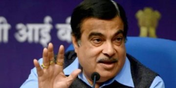 Nitin Gadkari pitches for permanent cadre for NHAI