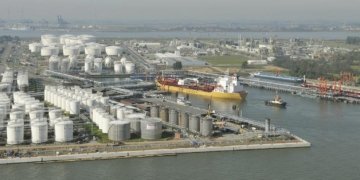 Oiltanking commissions butane storage tank in Antwerp