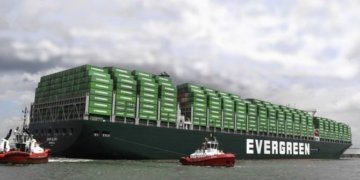 Containers drive throughput growth in port of Rotterdam