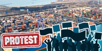 Major ports will face Rs.125 Cr in daily loss, if workers strike