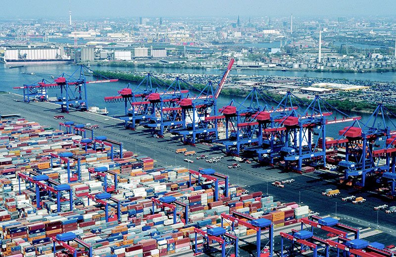 PORT OF HAMBURG ANNOUNCES FIRST-HALF SEABORNE CARGO THROUGHPUT OF 70.2 MILLION TONS
