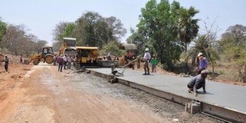Deposit of bid security for highway projects mandatory