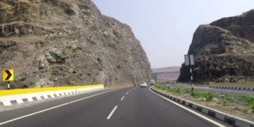 China company to build Nepal road linking India border