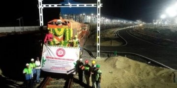 SCR Vijayawada flags off maiden oil rake