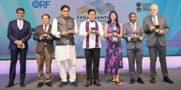 India going to launch Vladivostok-Chennai shipping route : Sarbananda Sonowal