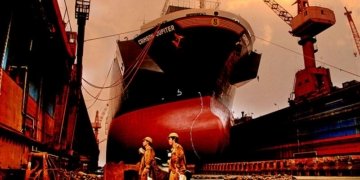 Colombo dockyard to repair ships while afloat