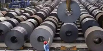 Steelmakers and shippers clash over Trump’s tariffs on Chinese ships