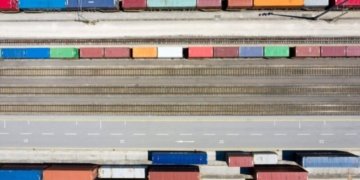 Rail service at Port of Antwerp-Bruges improves