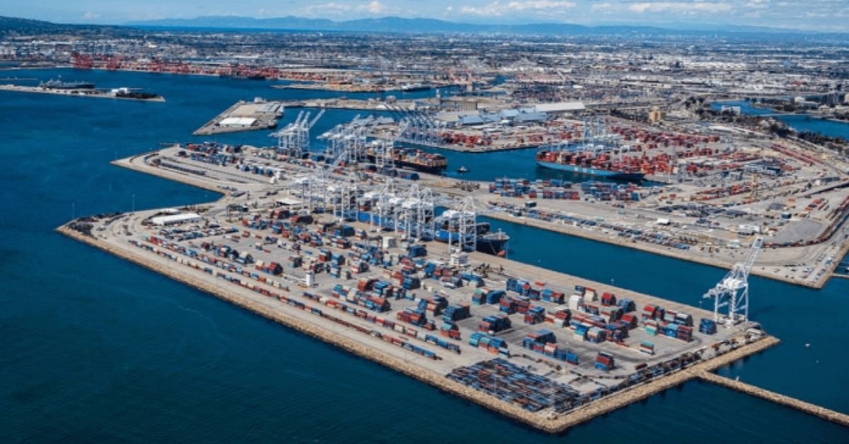 Port worker unions in the US oppose automation