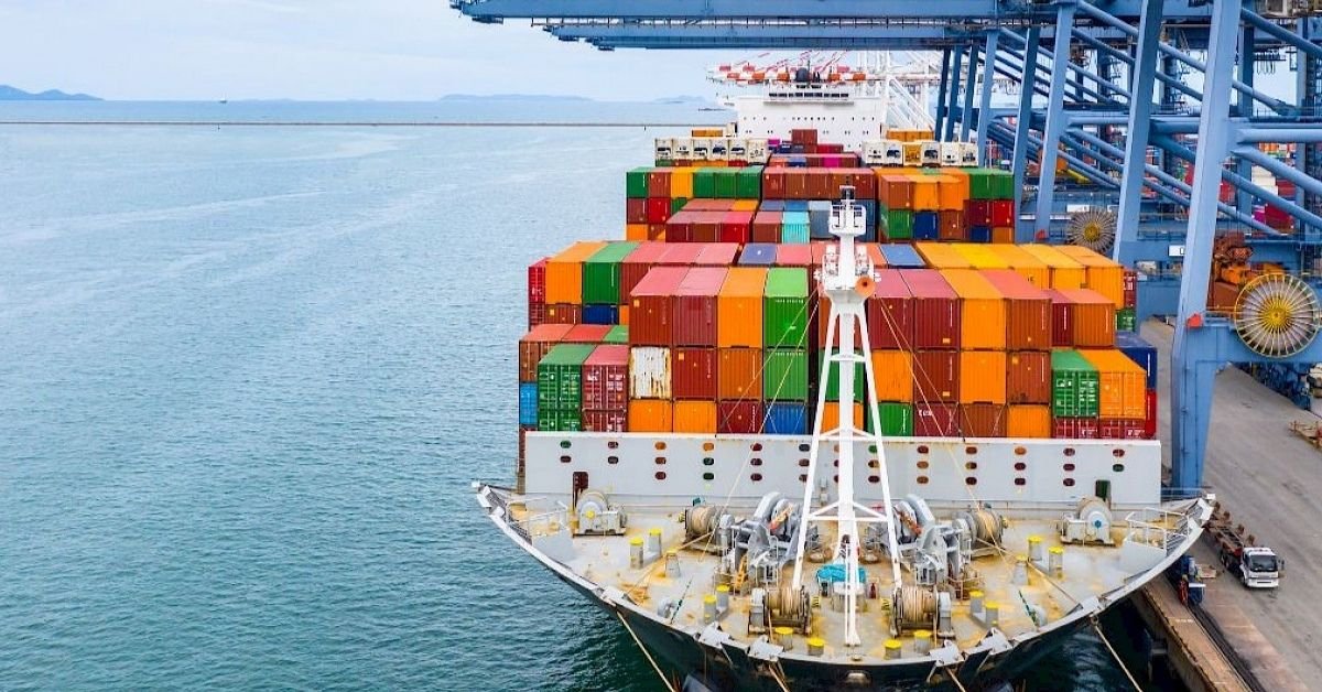 Transit times & port delays improve